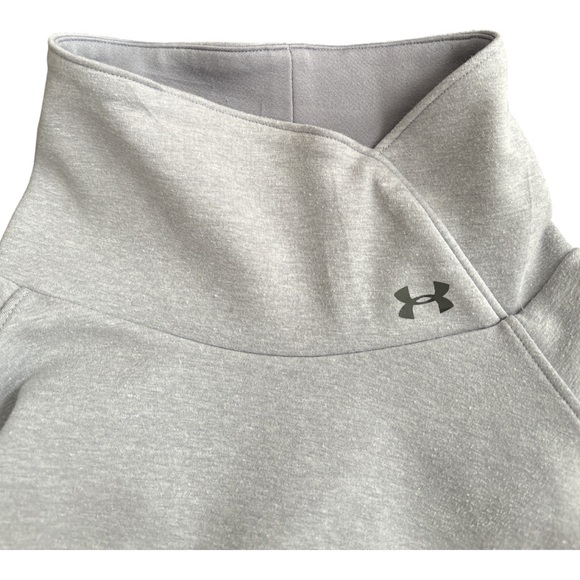 Women’s Mock Under Armour Sweater SZ M Coldgear fall Kangaroo Pouch - Picture 6 of 6